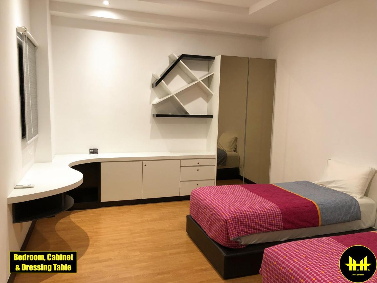 Luco Apartments @ Imperial Suites كوشنج المظهر الخارجي الصورة