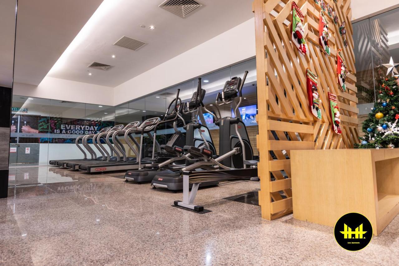 Luco Apartments @ Imperial Suites كوشنج المظهر الخارجي الصورة