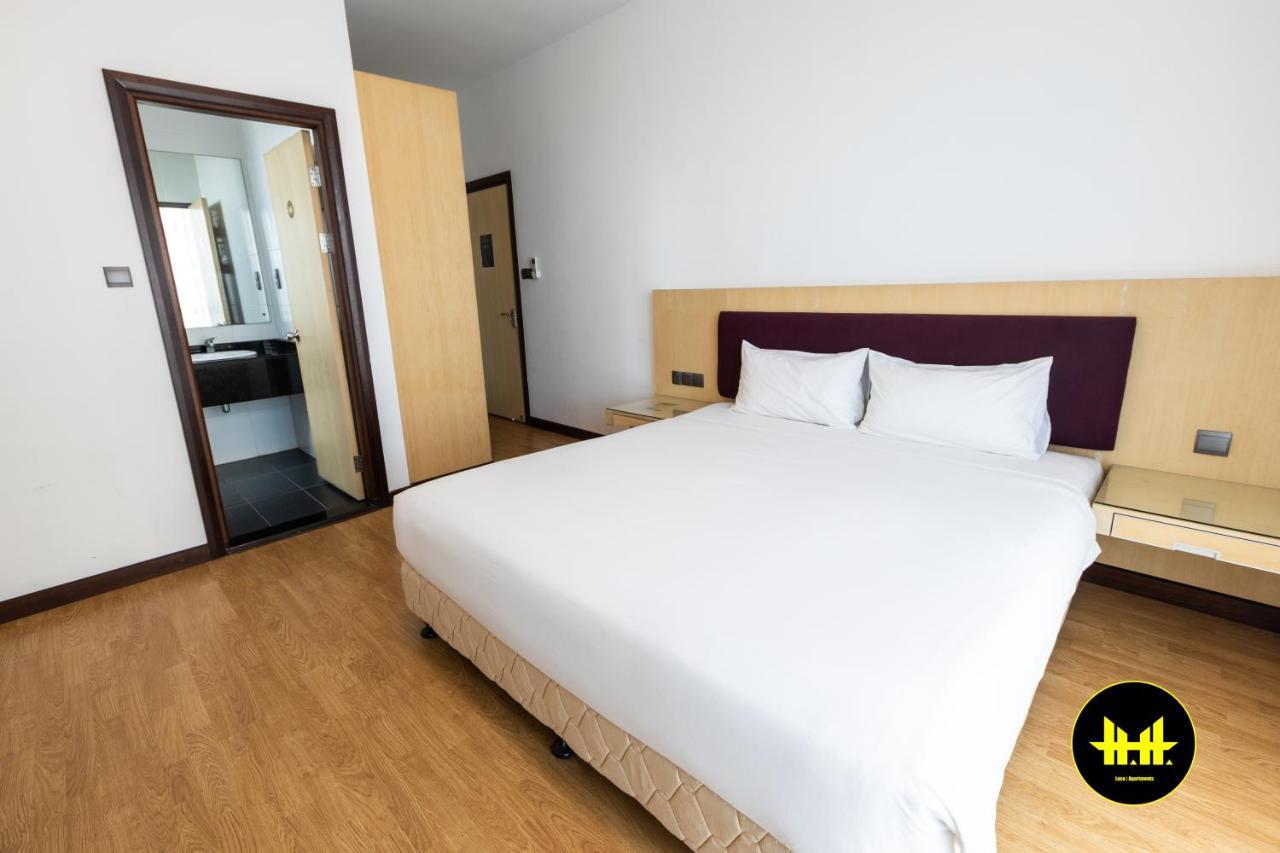 Luco Apartments @ Imperial Suites كوشنج المظهر الخارجي الصورة