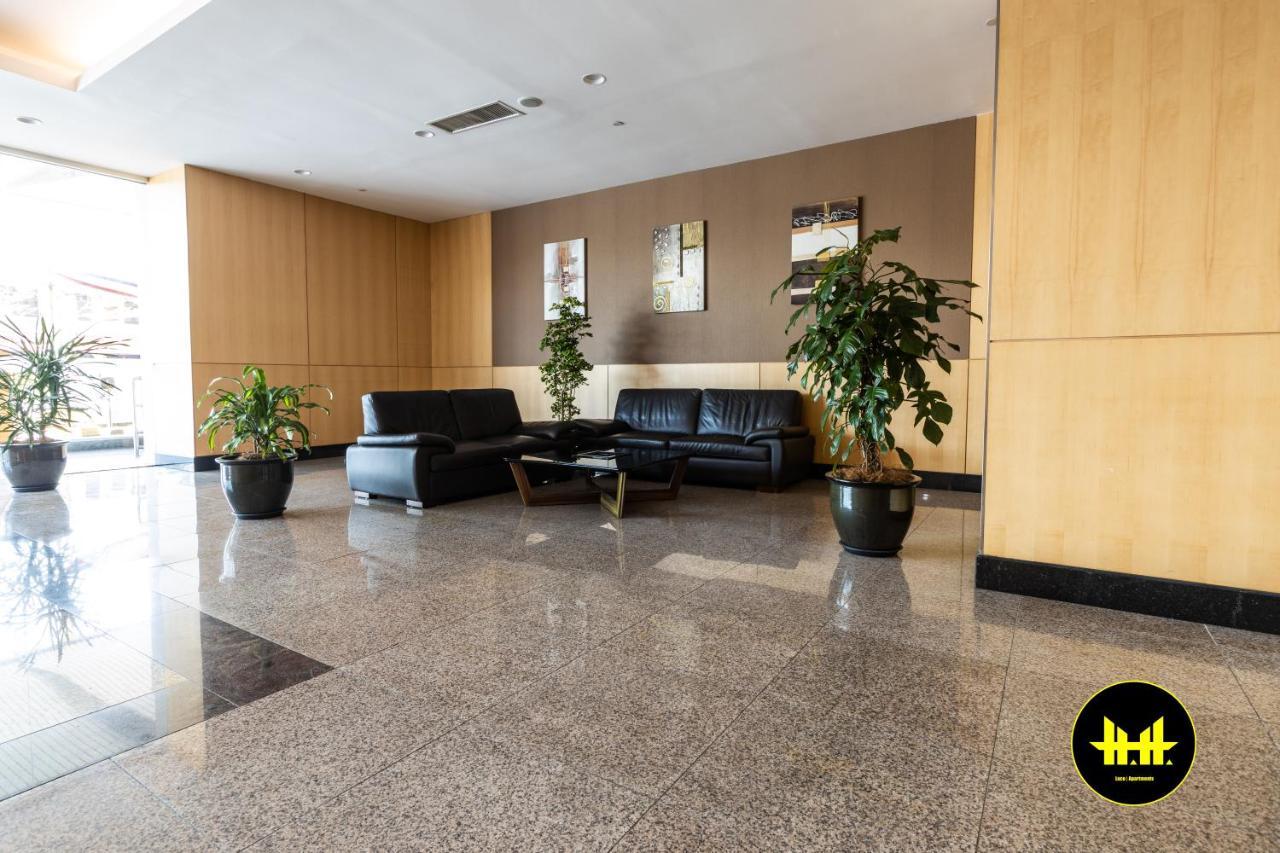 Luco Apartments @ Imperial Suites كوشنج المظهر الخارجي الصورة