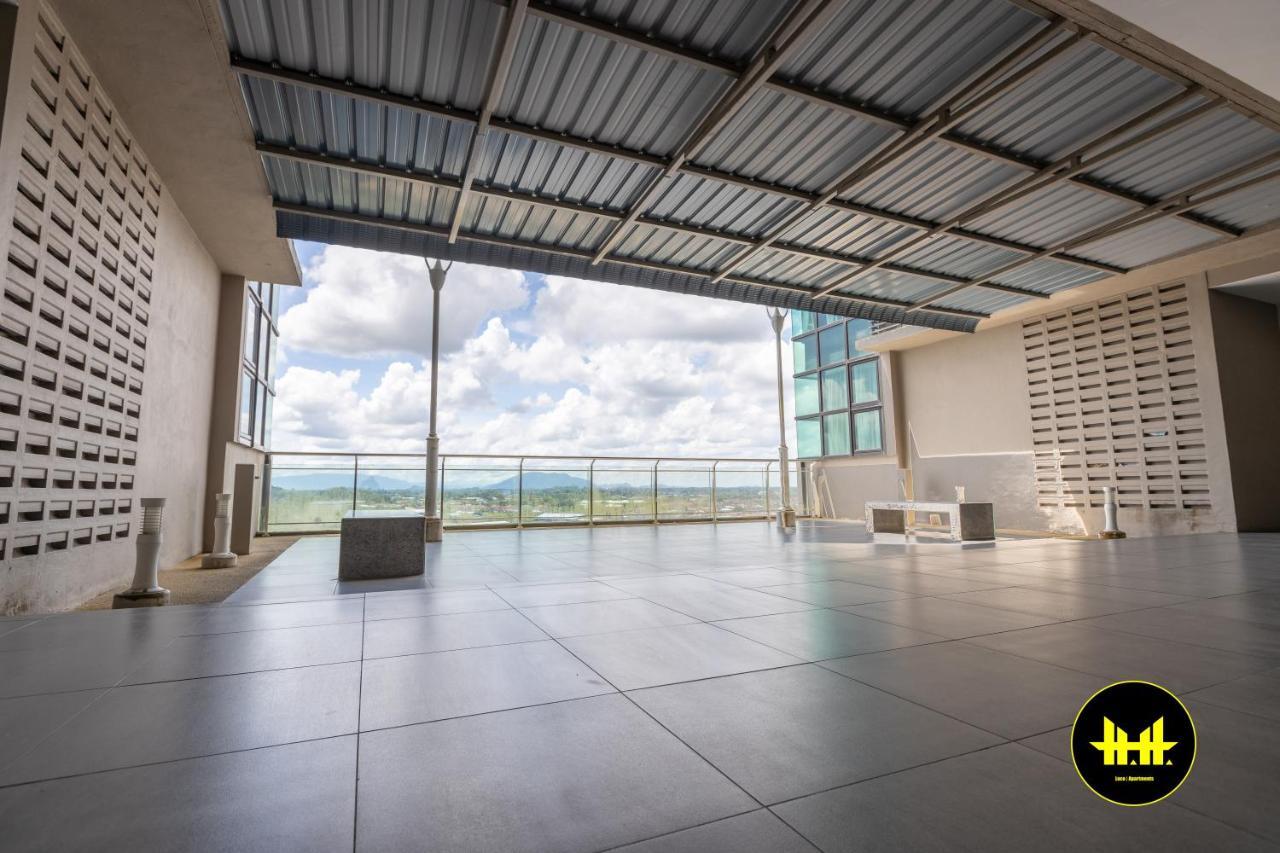 Luco Apartments @ Imperial Suites كوشنج المظهر الخارجي الصورة
